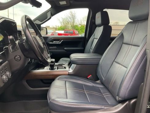 Certified 2023 Chevrolet Silverado 1500 High Country w/ High Country Premium Package AWD/4WD image 2