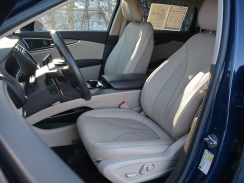 Used 2019 Lincoln Nautilus Reserve w/ Cargo Utility Package image 11