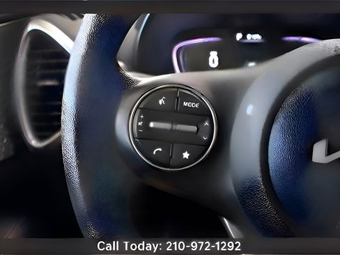 Certified 2024 Kia Soul LX w/ Option Group 015 image 21