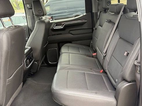 Used 2023 Chevrolet Silverado 1500 LTZ w/ LTZ Convenience Package II AWD/4WD image 12