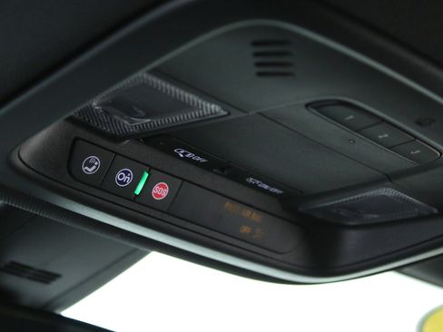 Used 2023 Chevrolet Traverse LT w/ LPO, Floor Liner Package image 21