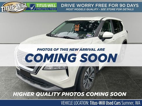 Used 2023 Nissan Rogue SV image 3