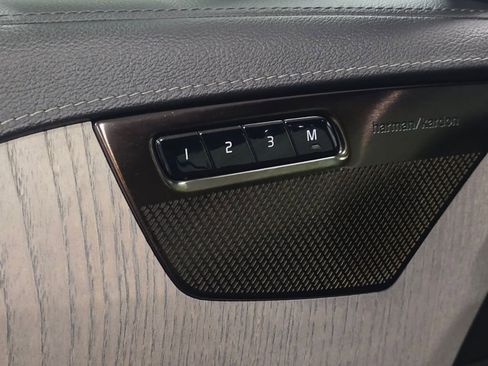 Used 2020 Volvo XC90 T6 Inscription w/ Protection Package image 35