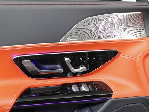 Certified 2023 Mercedes-Benz SL 55 AMG 4MATIC image 15