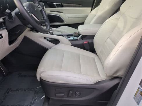 Used 2023 Kia Telluride SX Prestige image 16