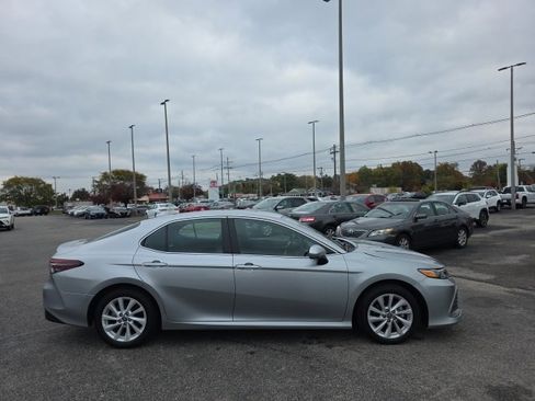 Certified 2024 Toyota Camry LE image 3