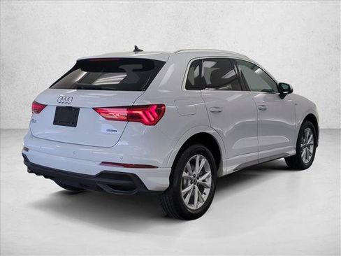 Used 2023 Audi Q3 2.0T Premium AWD/4WD image 5
