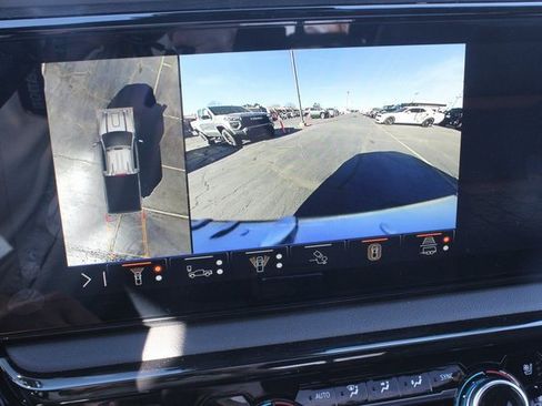 New 2026 GMC Sierra 2500 AT4 w/ AT4 Premium Plus Package image 4