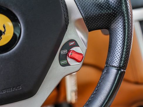 Used 2010 Ferrari California image 30