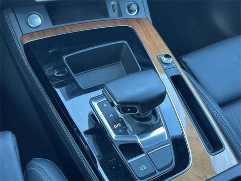 Used 2023 Audi Q5 2.0T Premium Plus w/ Premium Plus Package image 32