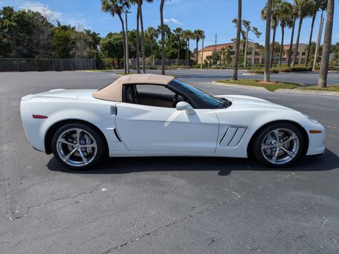 Used 2010 Chevrolet Corvette Grand Sport w/ Preferred Equipment Group image 7