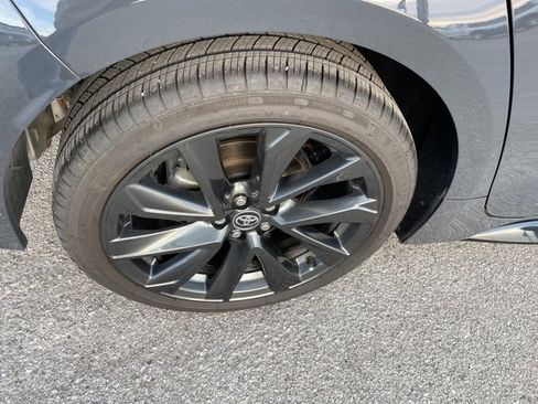 Used 2025 Toyota Corolla SE image 16
