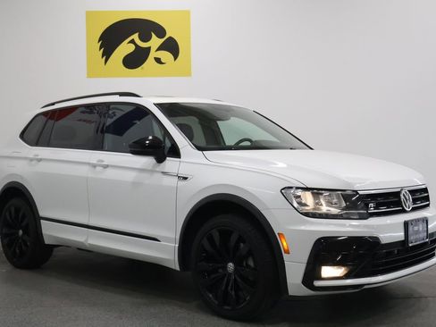 Used 2021 Volkswagen Tiguan SE R-Line image 6