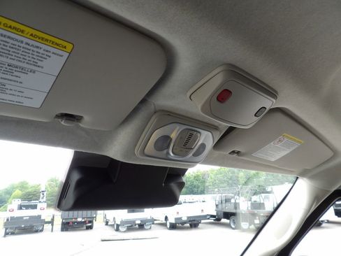 Used 2024 RAM ProMaster 2500 w/ Convenience Group FWD image 25
