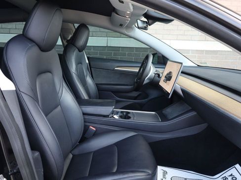 Used 2022 Tesla Model 3 Performance AWD/4WD image 25