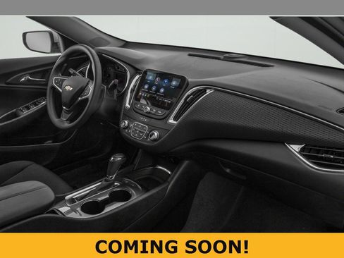 Used 2021 Chevrolet Malibu LT FWD image 10