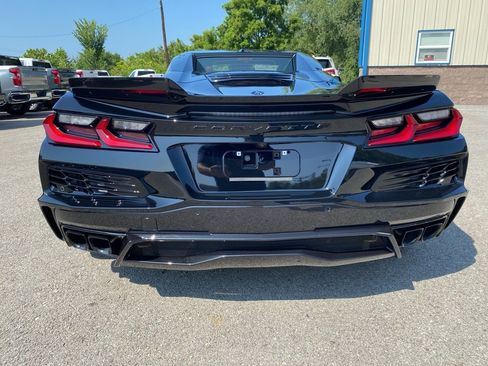 New 2025 Chevrolet Corvette E-Ray w/ Battery Protection Package image 4