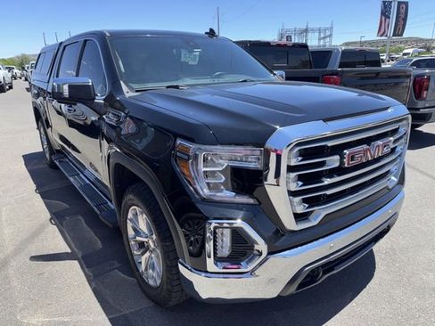 Used 2021 GMC Sierra 1500 SLT w/ SLT Premium Plus Package AWD/4WD image 3