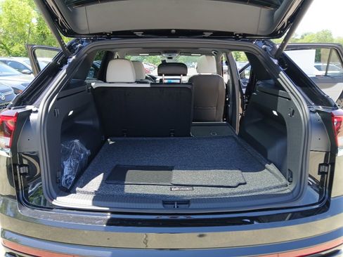New 2026 Volkswagen Atlas Cross Sport SEL Premium R-Line AWD/4WD image 19