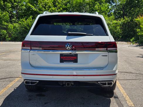 New 2026 Volkswagen Atlas SEL Premium R-Line AWD/4WD image 3