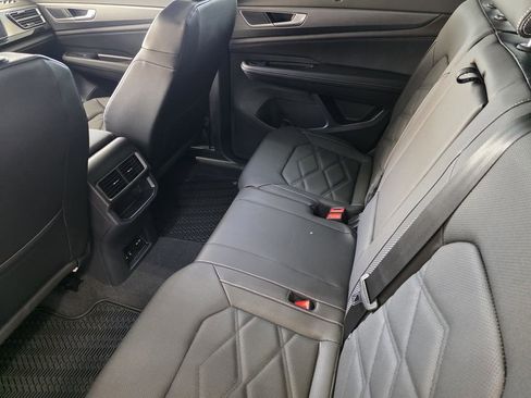 New 2026 Volkswagen Atlas Cross Sport SE FWD image 23