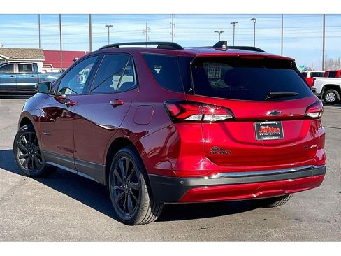 Used 2023 Chevrolet Equinox RS w/ RS Leather Package image 13