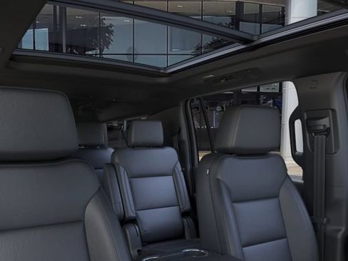 New 2026 Chevrolet Suburban LT w/ Comfort Package RWD image 24