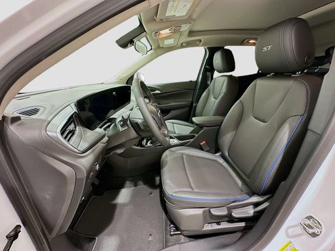 Used 2026 Buick Encore GX Sport Touring FWD image 20