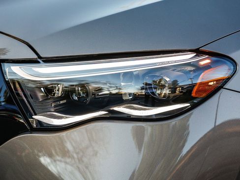 New 2026 Mercedes-Benz E 450 4MATIC Sedan image 7