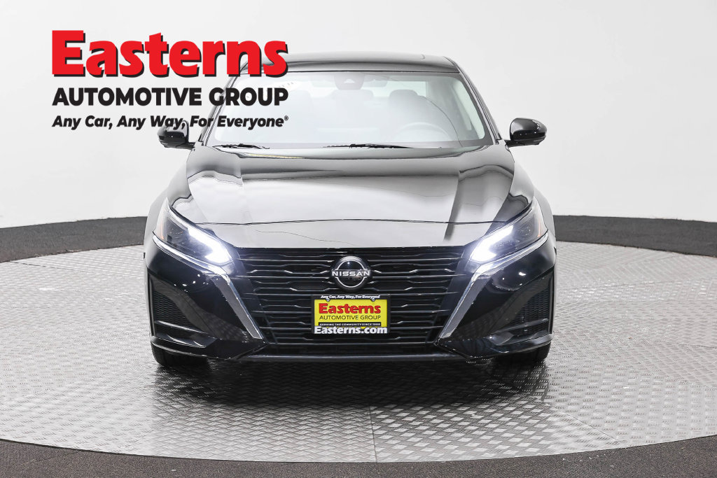 Used 2023 Nissan Altima 2.5 SL AWD/4WD image 3