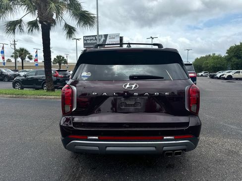 Used 2024 Hyundai Palisade Limited FWD image 4