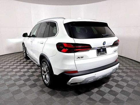 Certified 2024 BMW X5 xDrive40i image 5