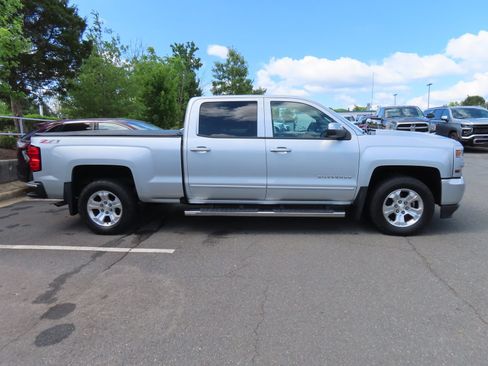 Used 2016 Chevrolet Silverado 1500 LT w/ All Star Edition AWD/4WD image 4