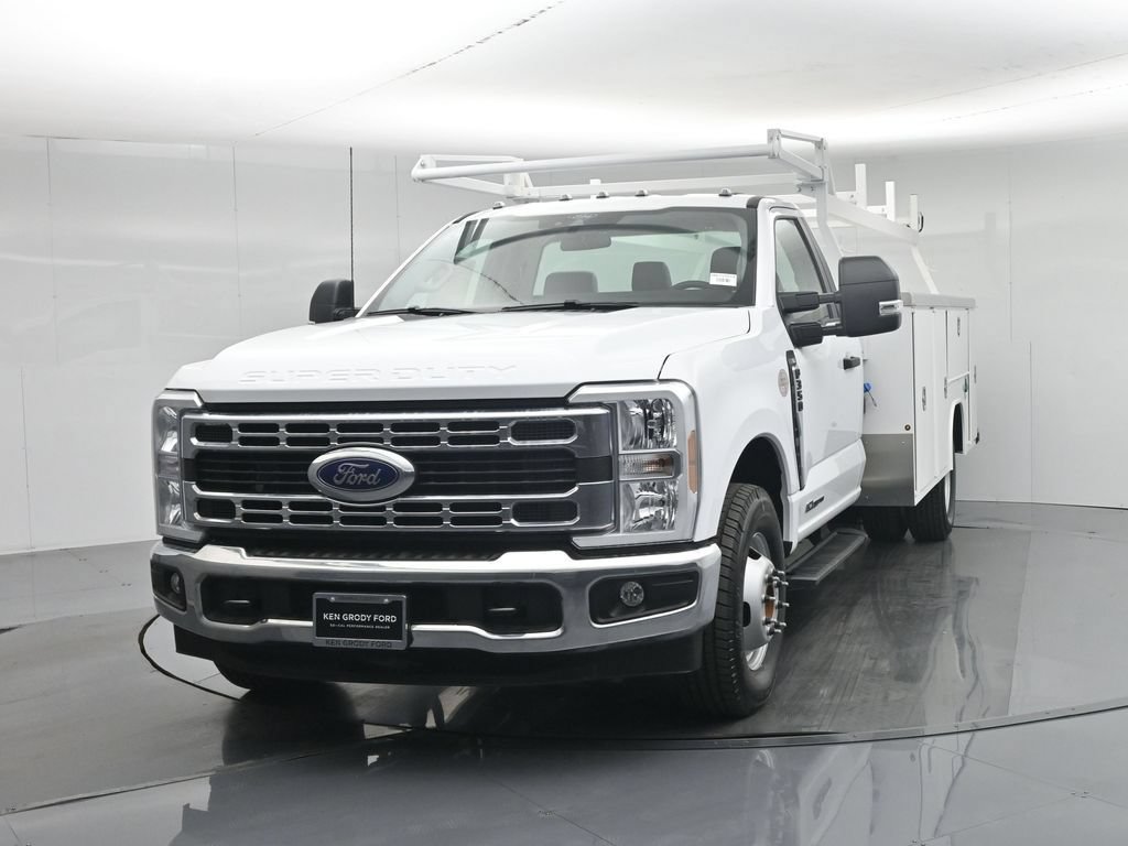 New 2025 Ford F350 XL w/ XL Chrome Package RWD image 60
