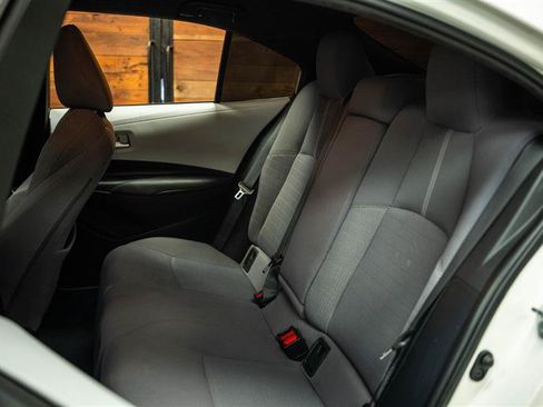 Used 2021 Toyota Corolla SE w/ Carpet Mat Package (TMS) FWD image 10