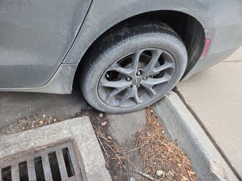 Used 2023 Chrysler Pacifica Limited w/ S Appearance Package image 11