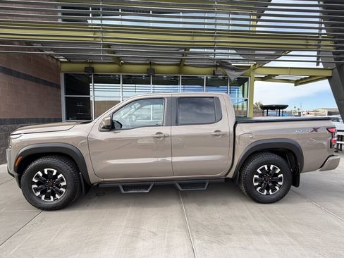 Used 2023 Nissan Frontier Pro-X w/ Pro Convenience Package image 7