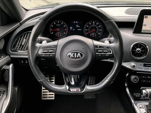 Used 2020 Kia Stinger GT-Line w/ Sun & Sound Package RWD image 9