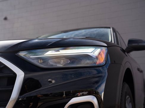 Certified 2025 Audi Q5 2.0T Premium Plus image 11