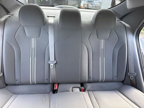 Used 2022 Hyundai Elantra SEL image 23