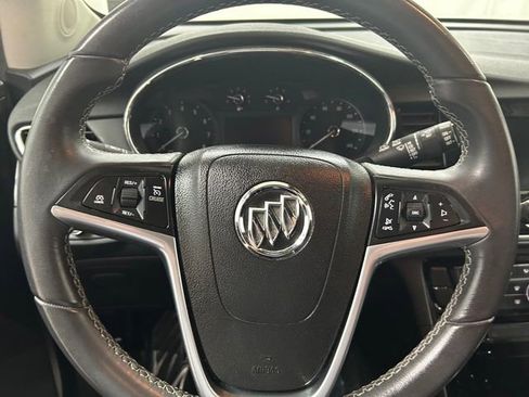 Used 2022 Buick Encore Preferred w/ Safety Package AWD/4WD image 18