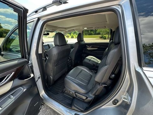 Used 2021 Subaru Ascent Touring AWD/4WD image 19