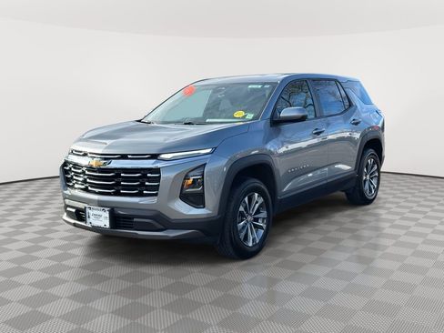 Used 2026 Chevrolet Equinox LT image 7