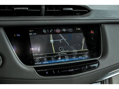 Used 2018 Cadillac XT5 Luxury w/ Driver Awareness Package image 20