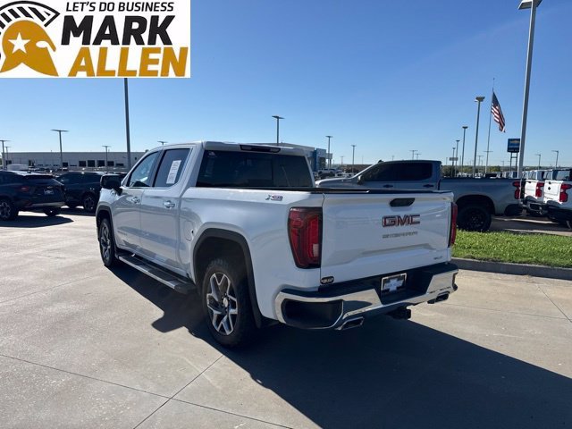 Used 2023 GMC Sierra 1500 SLT w/ SLT Premium Package AWD/4WD image 4