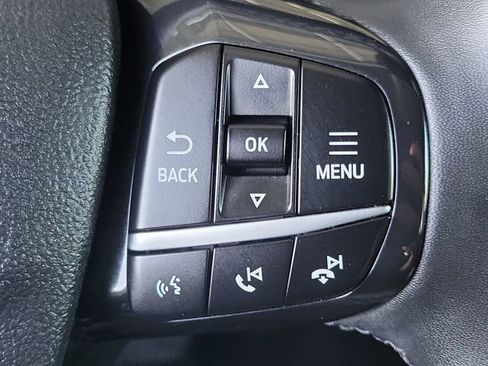 Used 2022 Ford Escape SEL w/ Technology Package FWD image 9