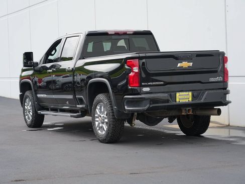 Used 2024 Chevrolet Silverado 3500 High Country w/ High Country Premium Package AWD/4WD image 5