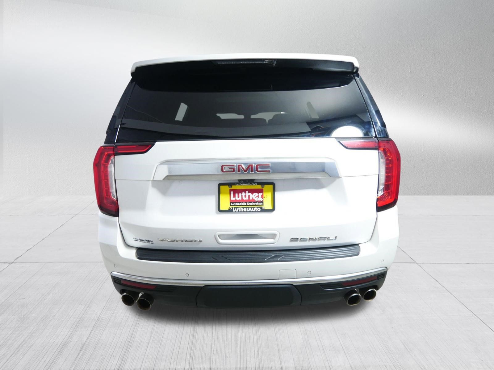 Certified 2022 GMC Yukon Denali w/ Denali Premium Package AWD/4WD image 6
