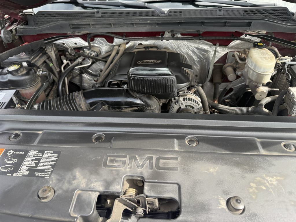 Used 2017 GMC Sierra 2500 SLT AWD/4WD image 18