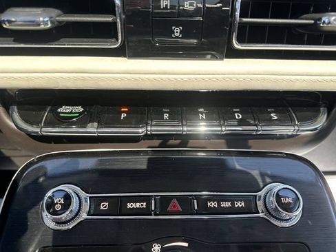 Used 2023 Lincoln Nautilus Black Label AWD/4WD image 24